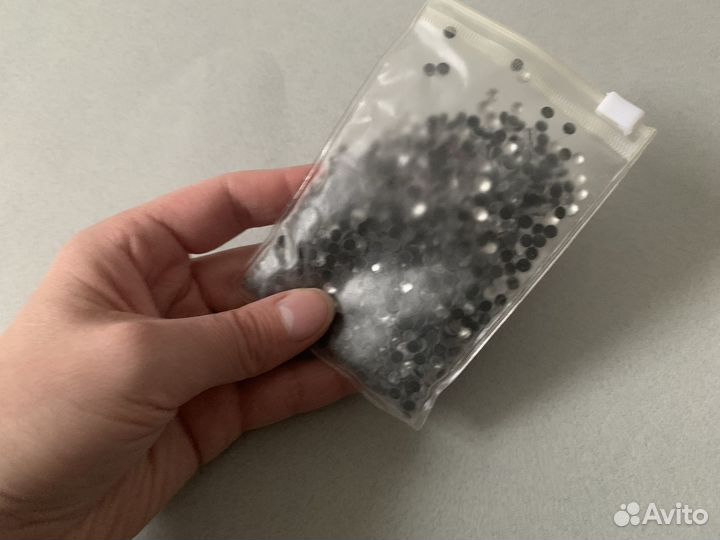 Стразы клеевые новое Стразы для рукоделия