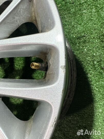 Диск литой Kia Rio X-Line R15