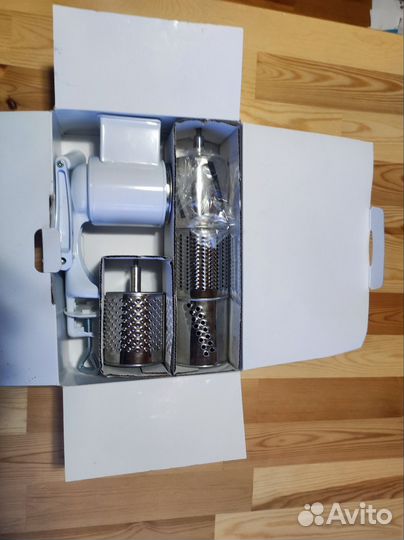 Механический кухонный комбайн