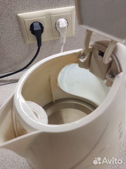 Чайник электрический бу