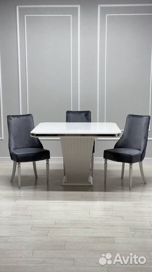 Столы и стулья