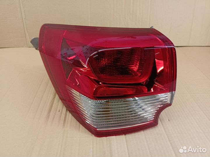 Фонарь задний левый Киа Рио 3 рестайлинг хэтчбэк