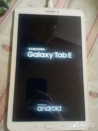 Планшет Samsung Galaxy Tab E