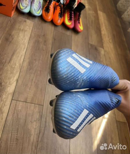 Футбольные бутсы