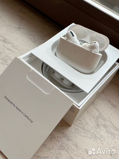 Apple AirPods Pro оригинал (Ростест)