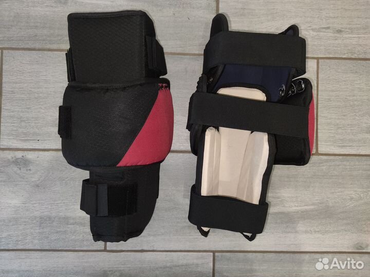 Защита колен вратаря Sr