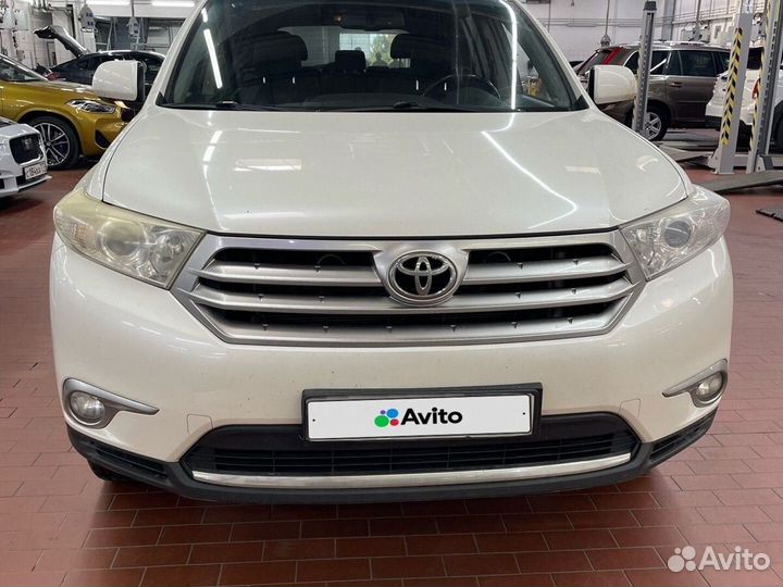 Toyota Highlander 3.5 AT, 2011, 302 863 км