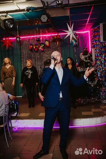 Ведущий, шоумен, тамада, конферансье