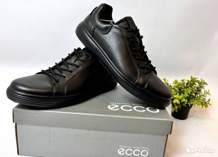 Кроссовки Ecco стильные