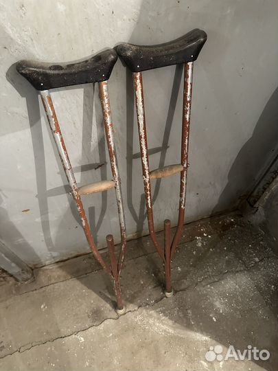 Костыли подмышечные