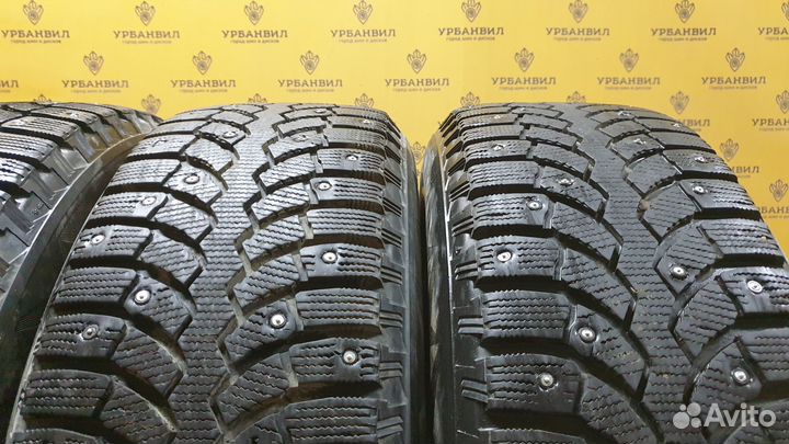 Bridgestone Blizzak Spike-01 225/65 R17 106T