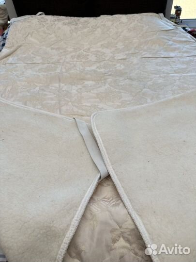 Наматрасник двусторонний с шерстью мериноса