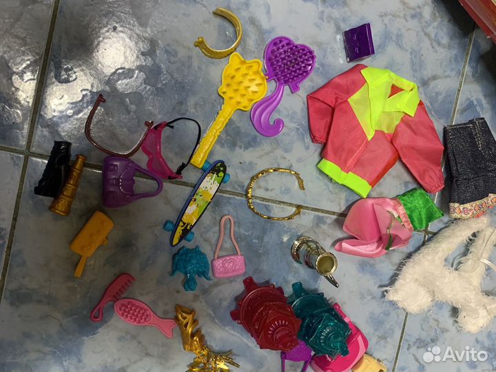 Куклы монстер хай и другие и разное к ним