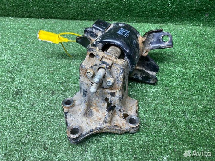 Подушка двигателя левая Hyundai Solaris