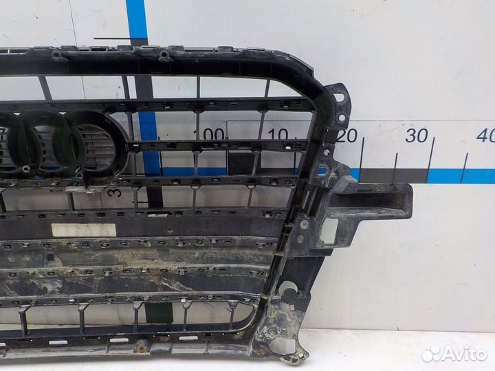 Б/У Б/У Решетка радиатора Audi Q5 2008