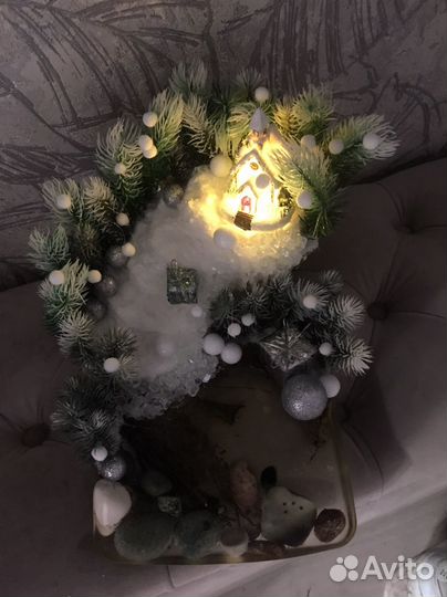 Новогодние украшения из смолы с минералами