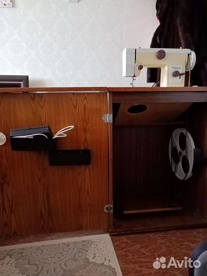 Швейная машина Чайка 134