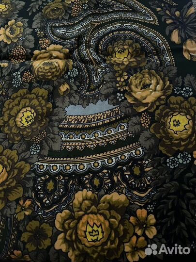 Павловопосадский шерстяной платок 150х150 бахрома