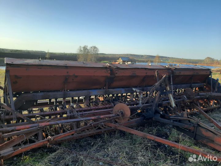 Сеялка Белинсксельмаш СЗ-5,4, 1998