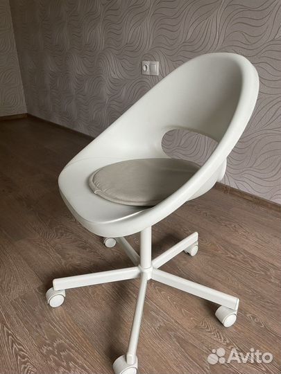 Стул для школьника IKEA