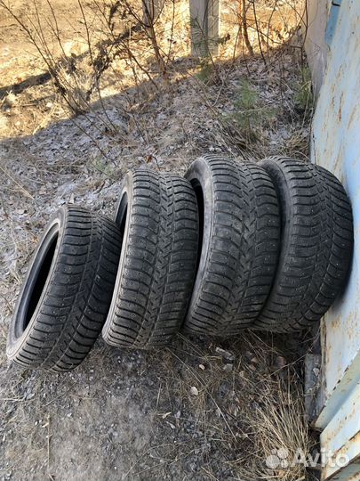 Bridgestone Ice Cruiser 5000 225/55 R16