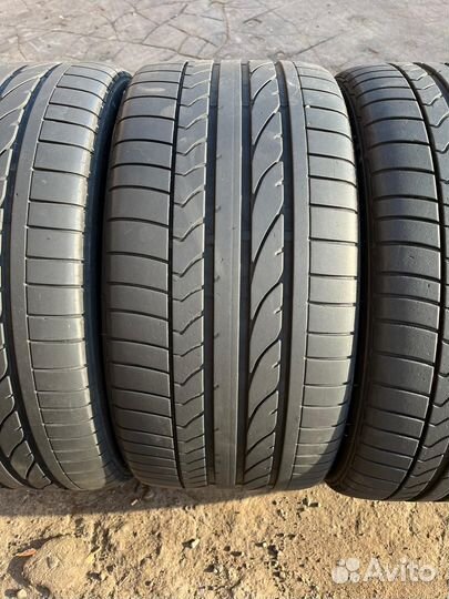 Bridgestone Potenza RE050A 245/40 R18 и 265/35 R18 97Y