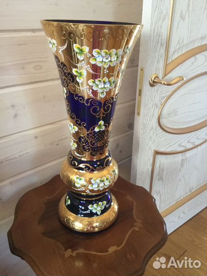 Подставка под вазу дубовая Германия