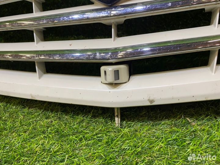 Решетка радиатора Toyota Alphard MNH15