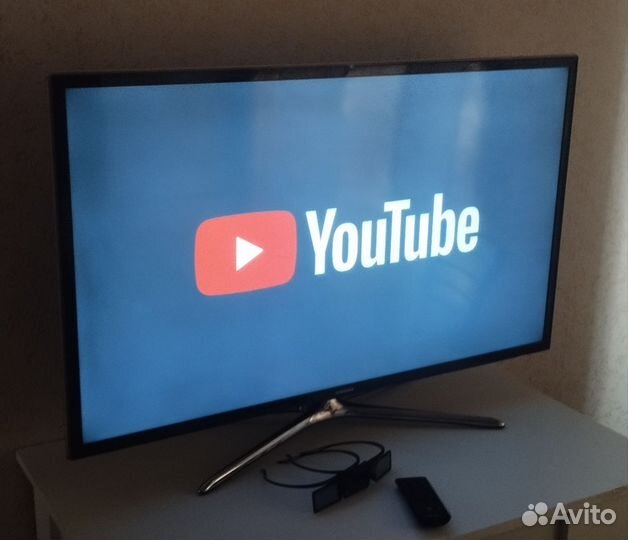 Телевизор Samsyng 40 дюймов SMART