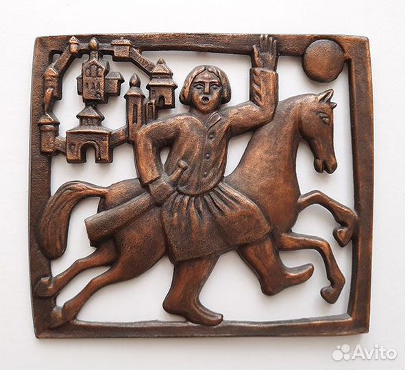 Декоративно-художественные произведения из металла