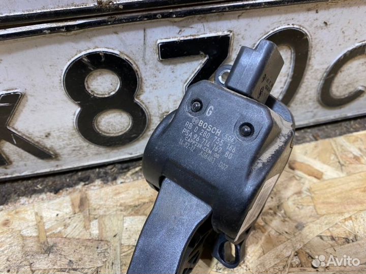 Педаль газа Citroen Berlingo B9 1.6 2014