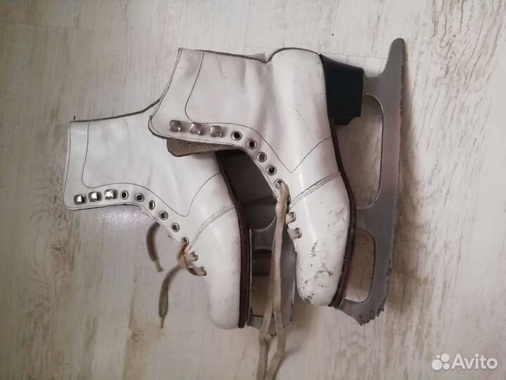 Коньки фигурные 36, размер