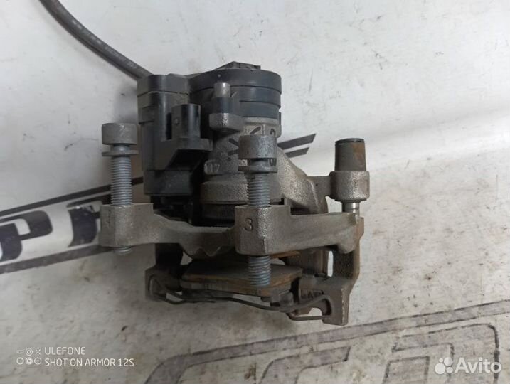 Суппорт задний левый Volkswagen Passat B8 1.4 CZE