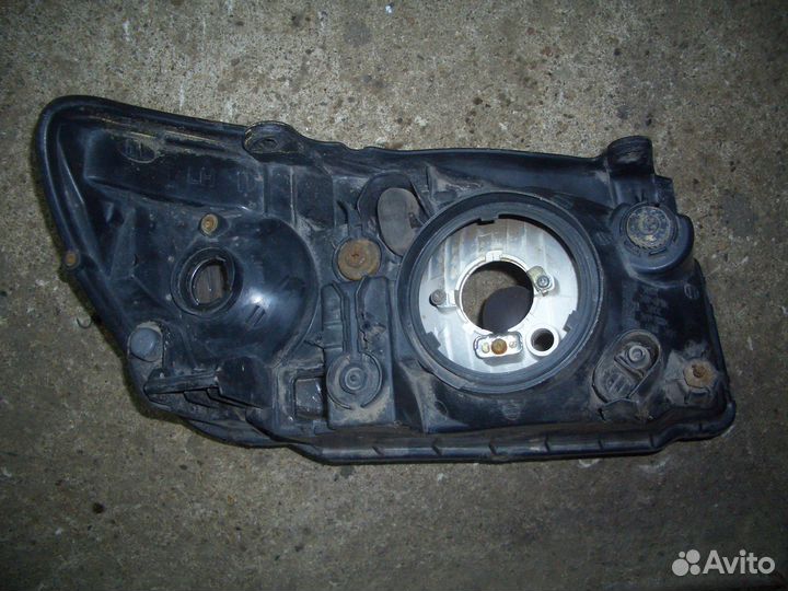 Фара левая Киа Церато с 03