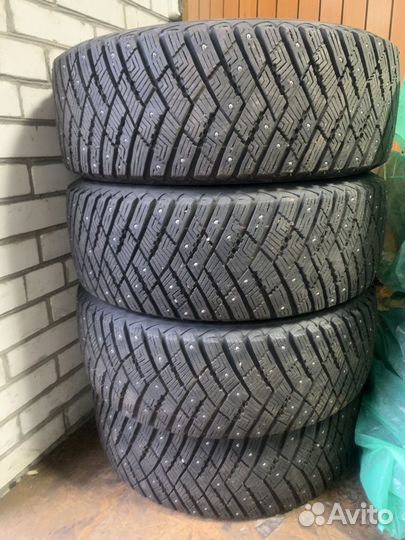 Goodyear UltraGrip Ice Arctic SUV 235/60 R17 106T