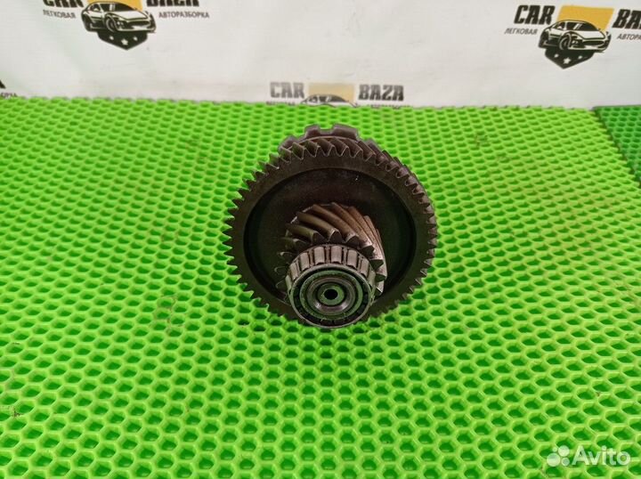 Вторичный вал c шестернями