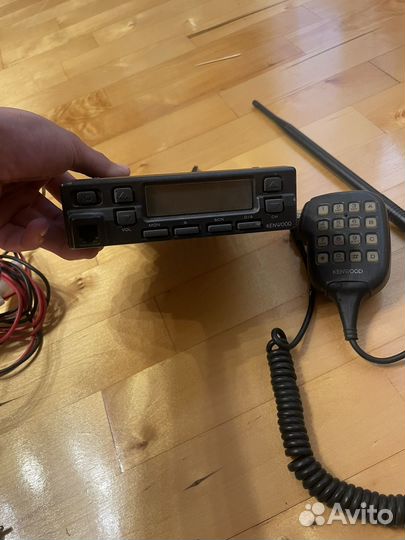 Автомобильная рация