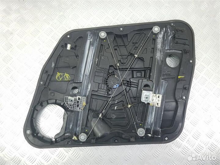 82470-F1630 Стеклоподъемник передний левый Kia Sp