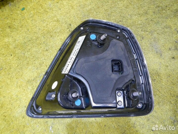 Фонарь задний левый Rolls-Royce Ghost