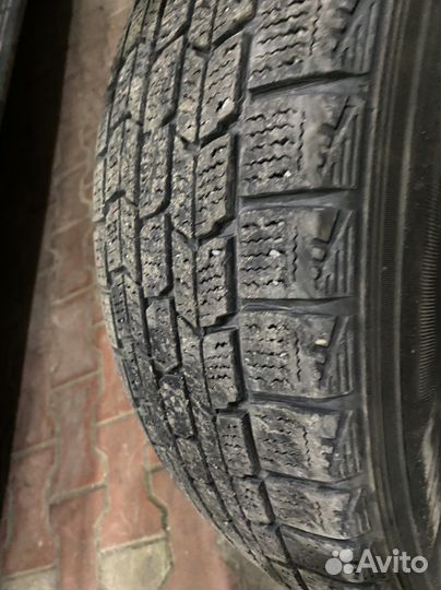 Dunlop Graspic DS3 215/60 R17