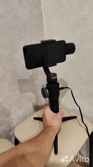 Стабилизатор для съемки на телефон