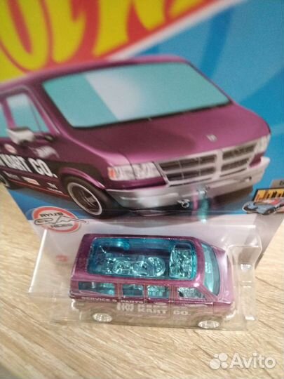 Коллекционная машинка Hot Weels STH