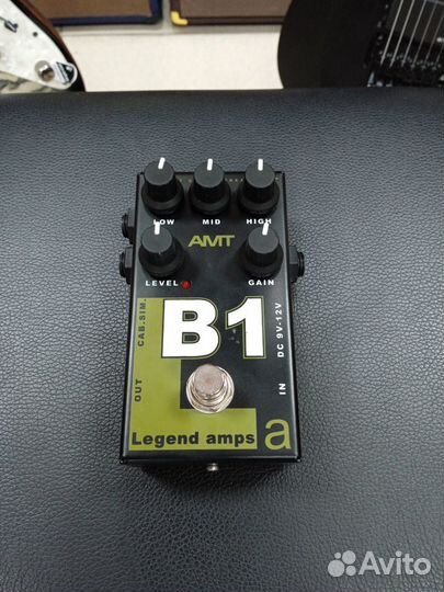 AMT B-1 гитарный преамп-педаль новый