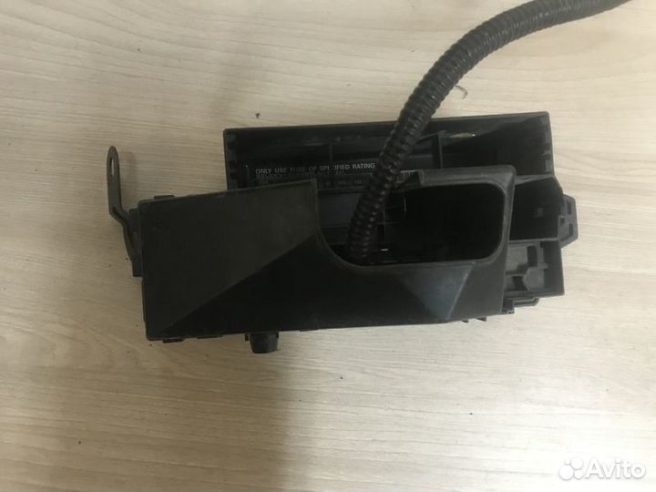 Блок предохранителей Subaru Forester SG S11 с2002