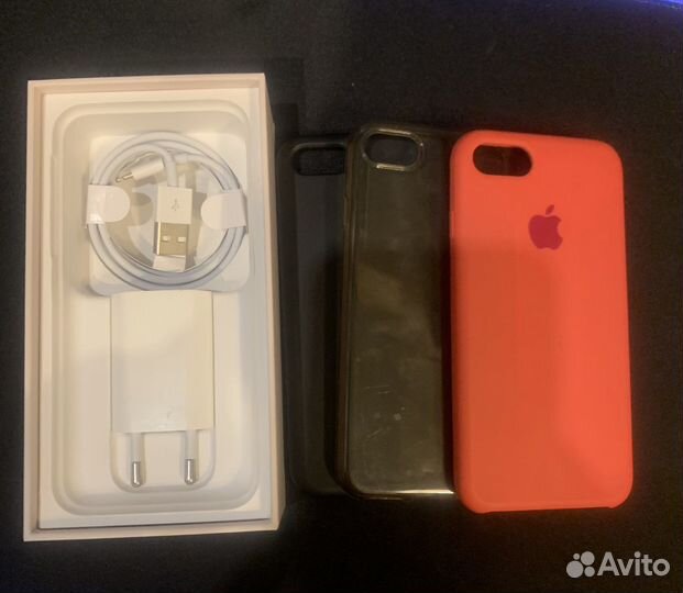 iPhone 8, 64 ГБ