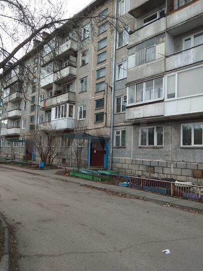 2-к. квартира, 43,7 м², 1/5 эт.