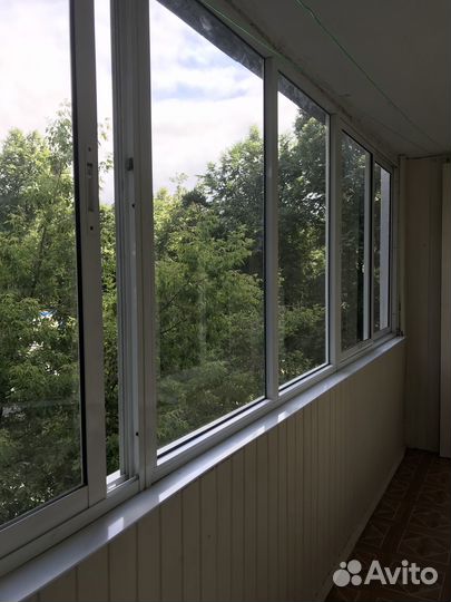 Продам алюминиевые раздвижные окна бу