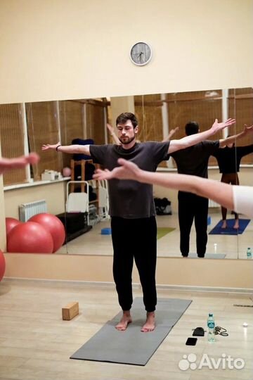 Инструктор по Хатха - йоге