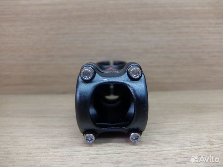 Вынос руля ультралёгкий 31,8 х 65 мм, 7 градусов