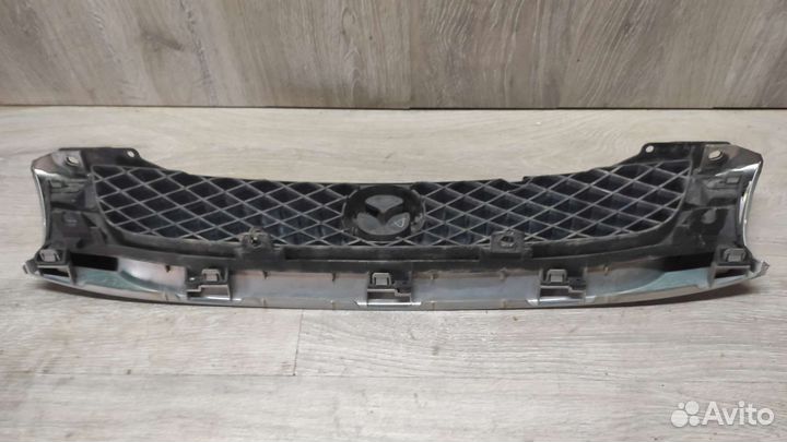 Решетка радиатора мазда 626